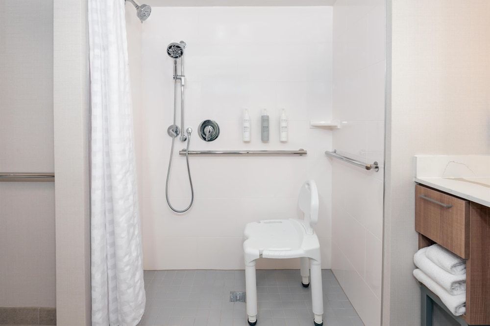 Bathroom shower