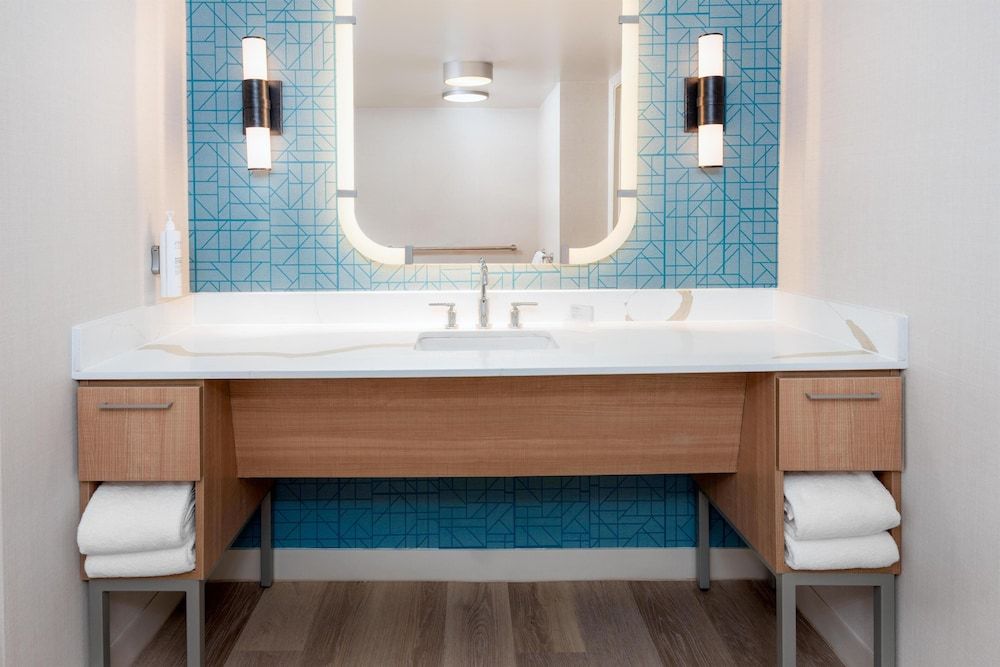 undefined Homewood Suites By Hilton Orlando-Nearest Universal Studios 10