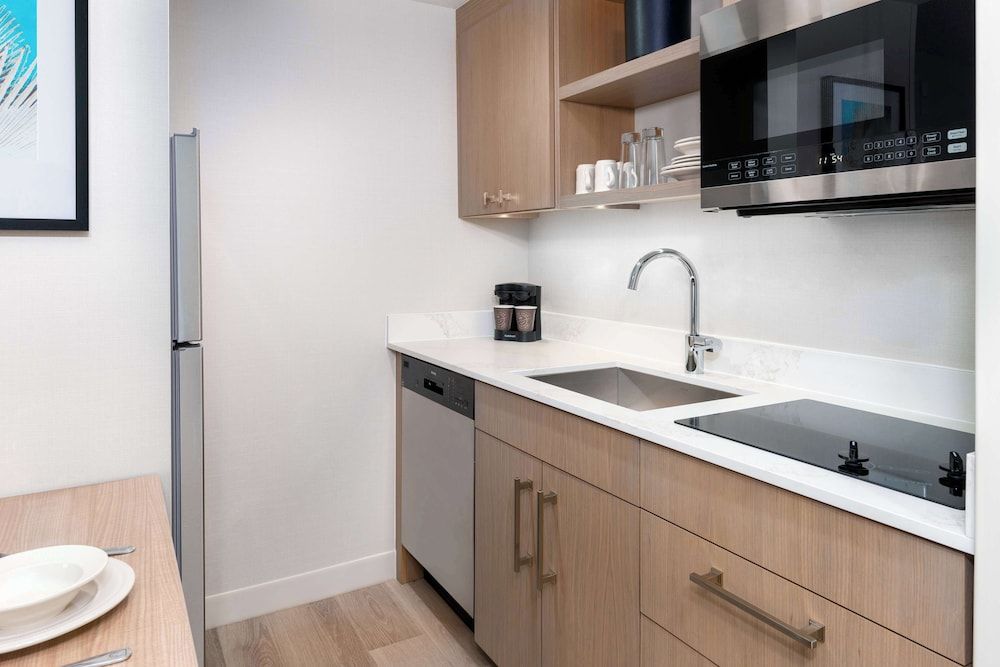 undefined Homewood Suites By Hilton Orlando-Nearest Universal Studios 8