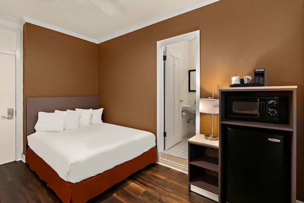 undefined Mithila San Francisco, SureStay Collection by Best Western 2