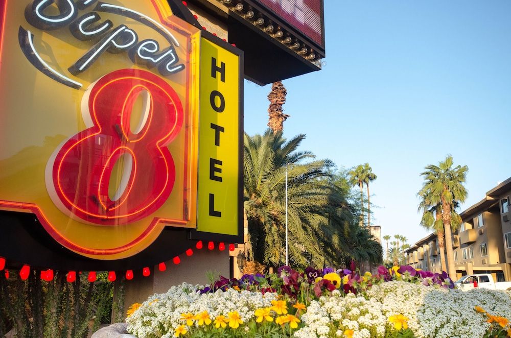 undefined Super 8 by Wyndham Las Vegas North Strip/Fremont St. Area 3