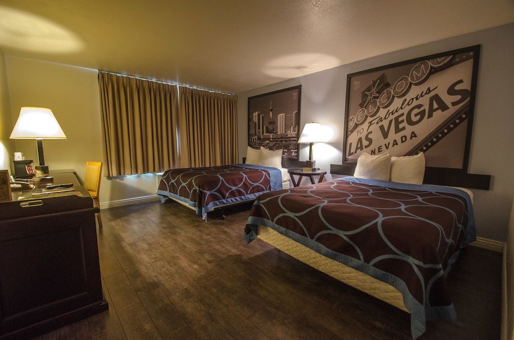 undefined Super 8 by Wyndham Las Vegas North Strip/Fremont St. Area