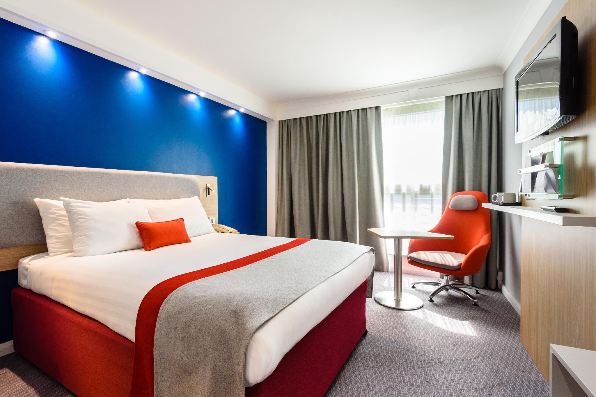 Standard Room with Free Hot Breakfast