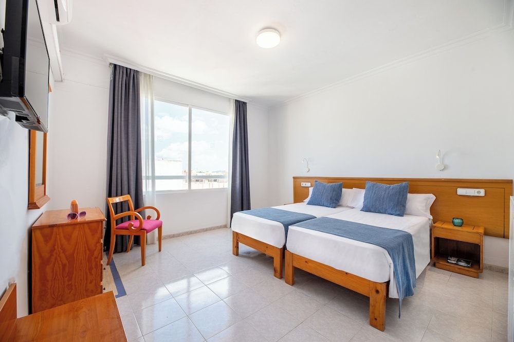 Hotel Vibra Vila Twin Room