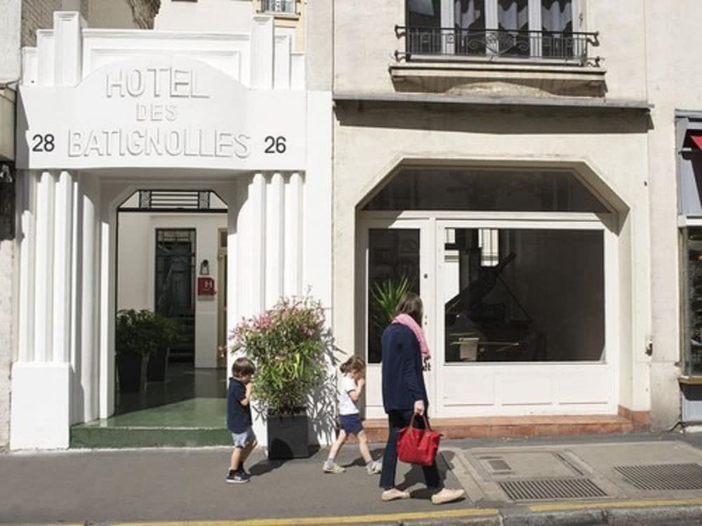 undefined Hotel des Batignolles 6