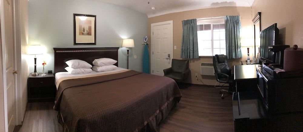 Valueinn Motel 1 King Bed, Non-Smoking Room 4