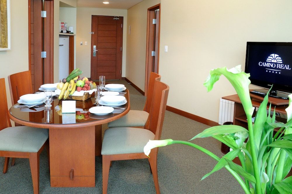 Suites Camino Real Family Suite 5