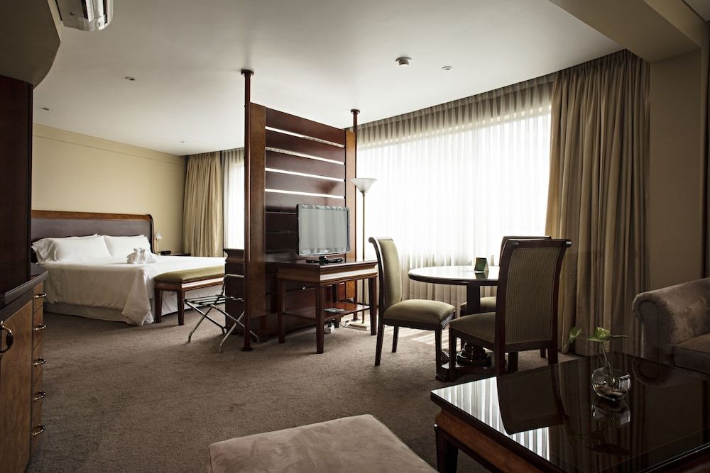 Suites Camino Real Royal Suite 4