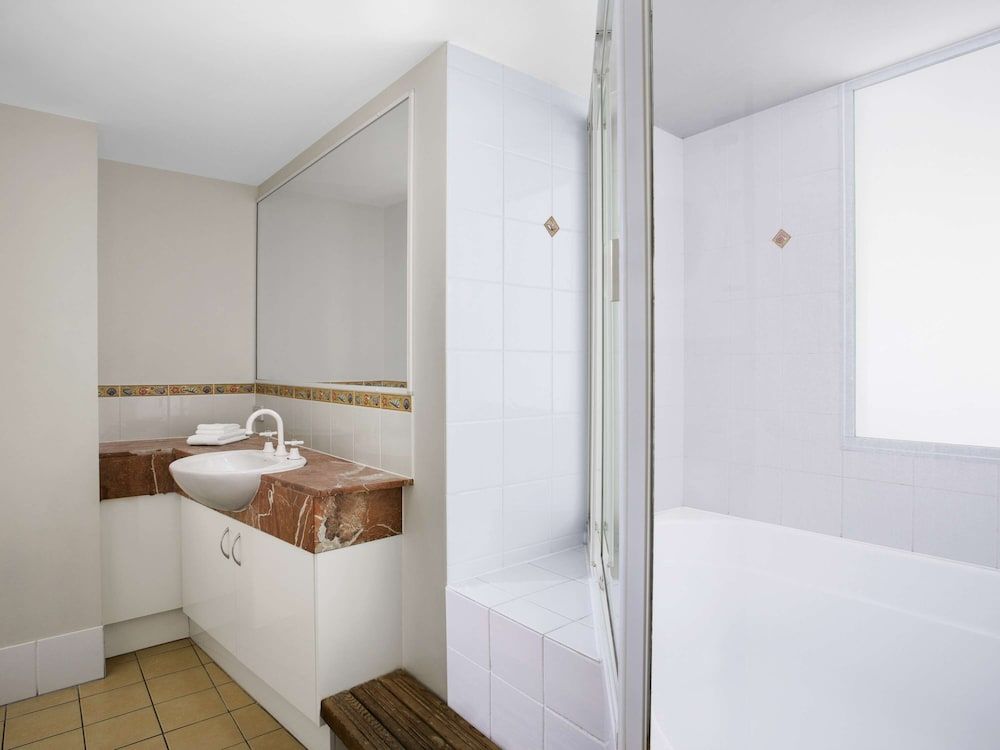 BreakFree Grand Pacific Resort Room, 1 Bedroom (Water View) 6