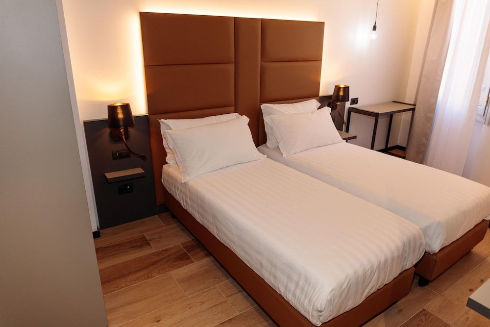 undefined London Hotel 3