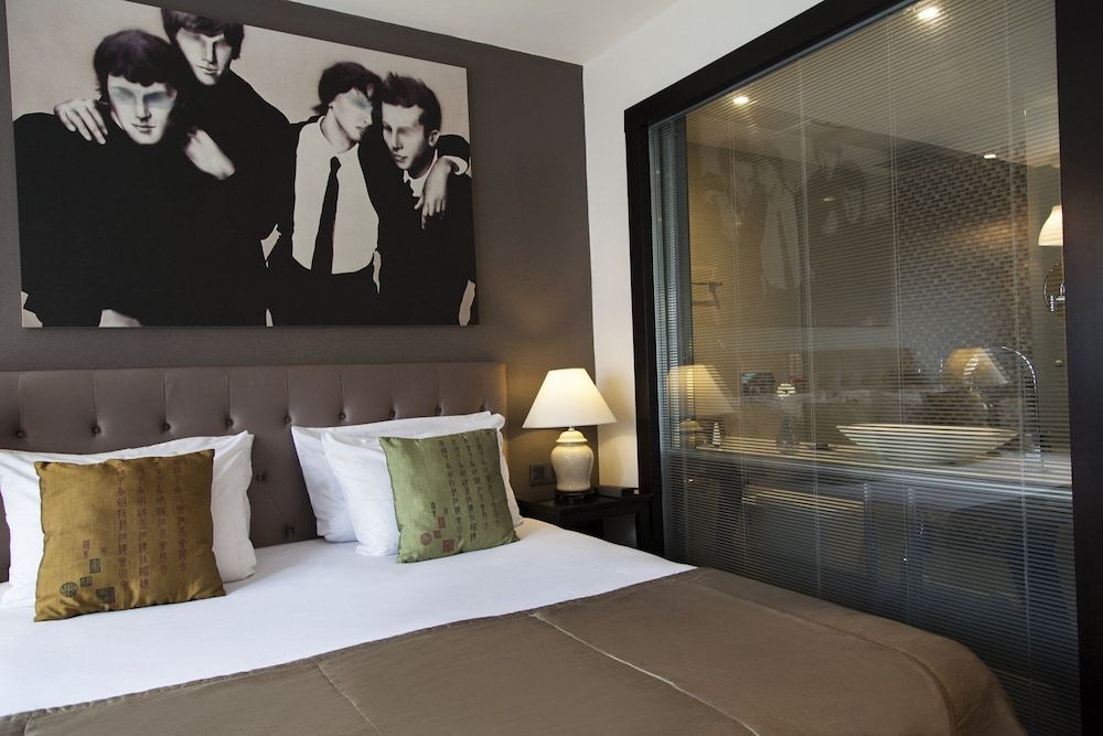 Quentin Berlin Luxury Double Room 2