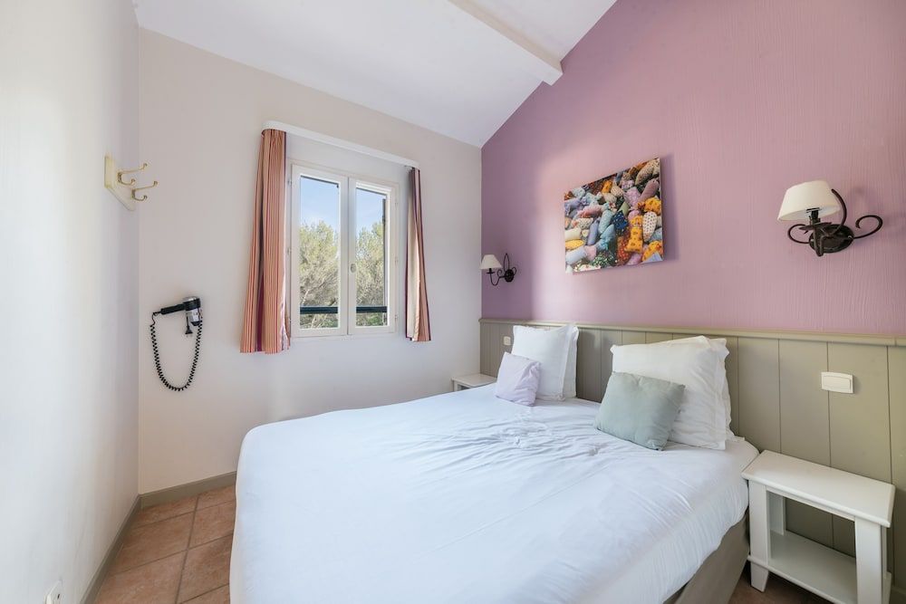 House 8 people - 2 bedrooms + 1 sleeping alcove - Duplex - Garden - Taillades district