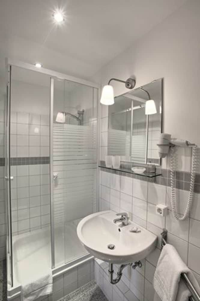 Hotel Abendstern Double Room 3