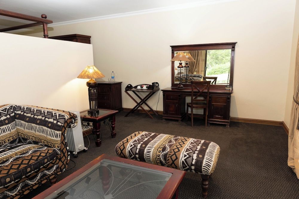Premier Resort Mpongo Private Game Reserve Suite, 1 Double Bed (River Lodge) 3
