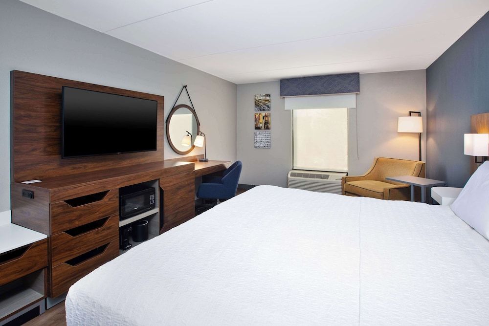 One king bed ns