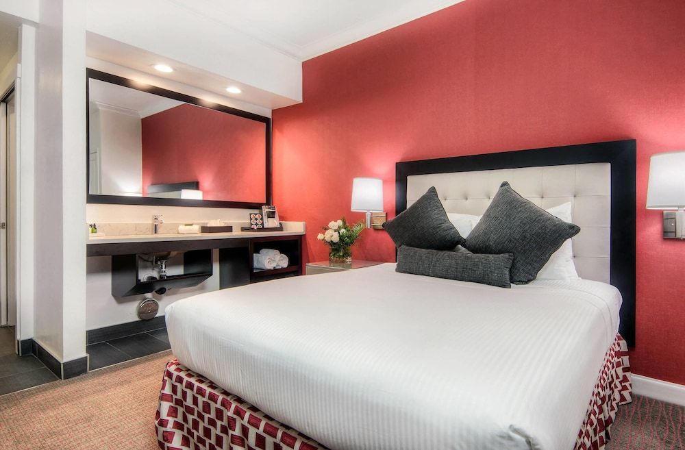 undefined Aggie Inn, an Ascend Collection Hotel 9