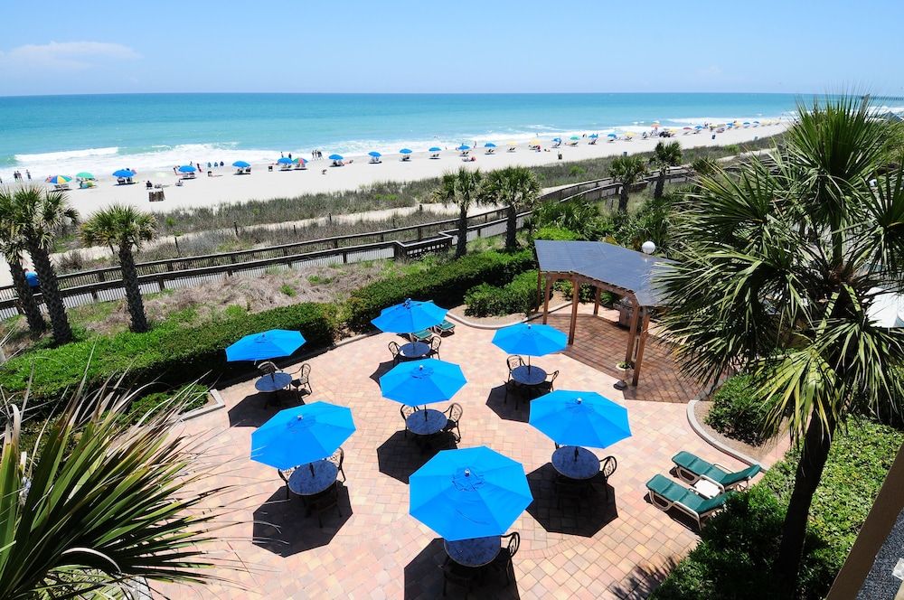 Tower Oceanfront Efficiency, 2 Queen Beds and Balcony