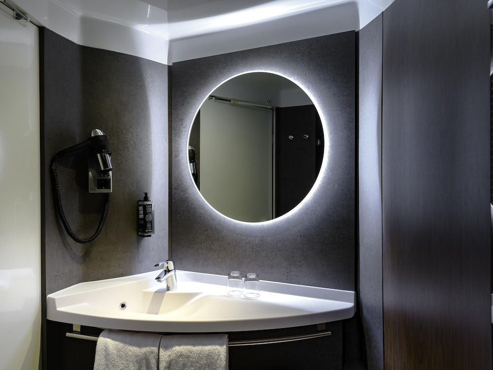 ibis Muenchen Parkstadt Schwabing Standard Room, 1 Double Bed 5