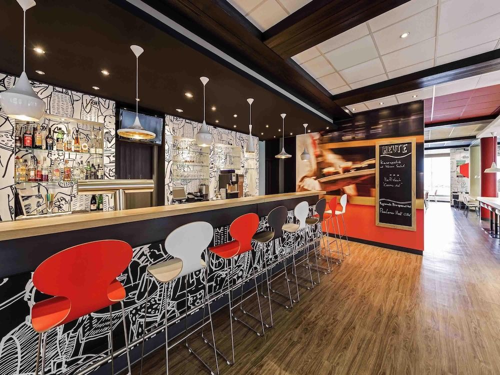 undefined ibis Muenchen Parkstadt Schwabing 9