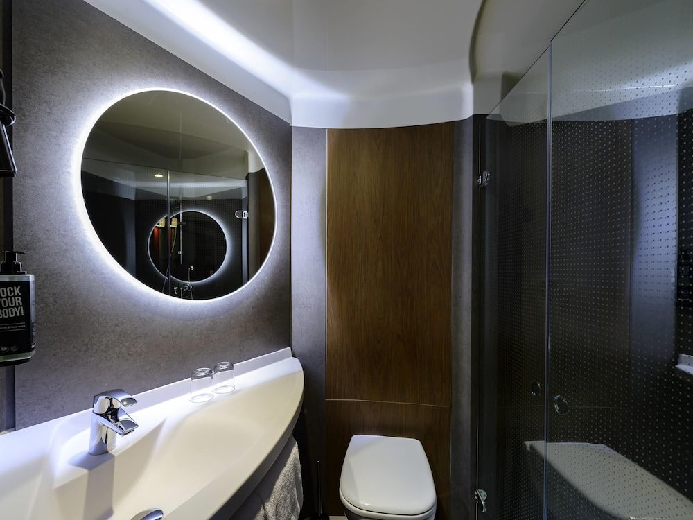 ibis Muenchen Parkstadt Schwabing Standard Room, 1 Double Bed 6