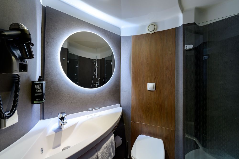 ibis Muenchen Parkstadt Schwabing Standard Room, 1 Double Bed 7