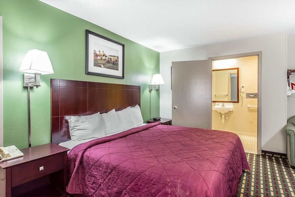 Room, 1 King Bed, Accessible, Non Smoking