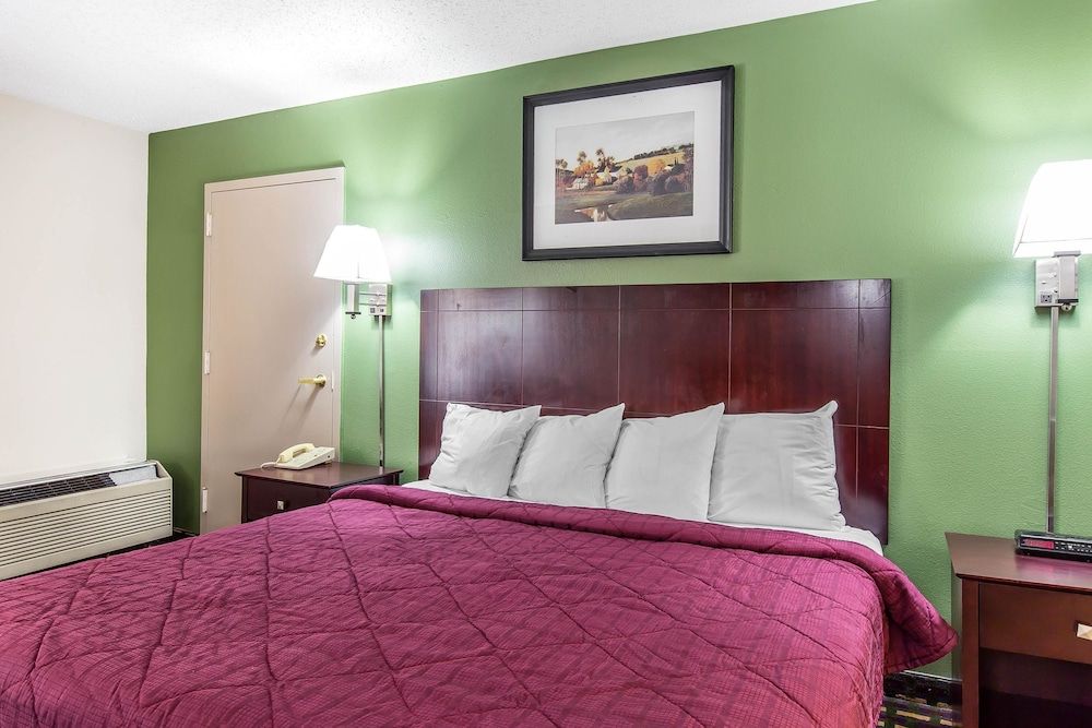 Room, 1 Queen Bed with Sofa bed, Non Smoking