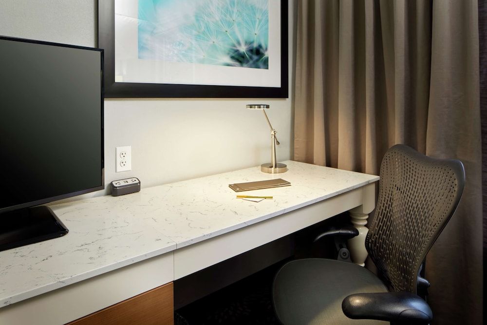 undefined Hilton Garden Inn Columbus/Polaris 7