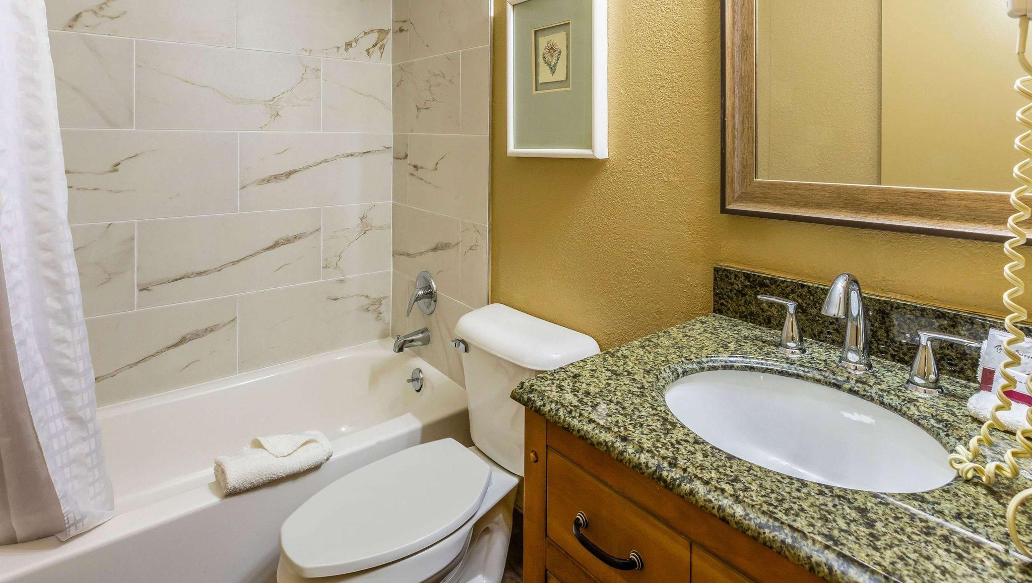 Magnuson Hotel Detroit Airport 2 Double Beds Nonsmoking 3