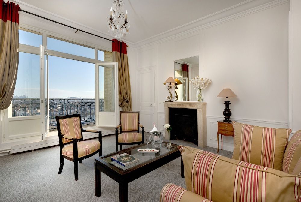 Suite, Multiple Beds, River View