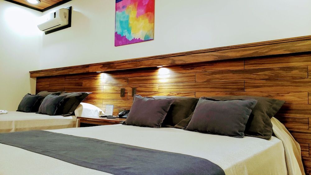 Volcano Lodge Hotel & Thermal Experience Superior Room, 2 Double Beds 8