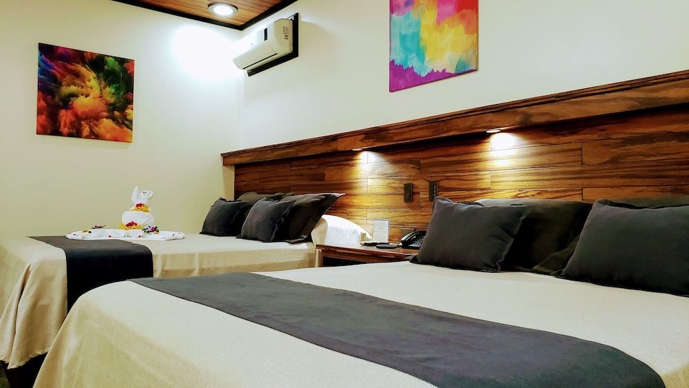 Volcano Lodge Hotel & Thermal Experience Superior Room, 2 Double Beds 5