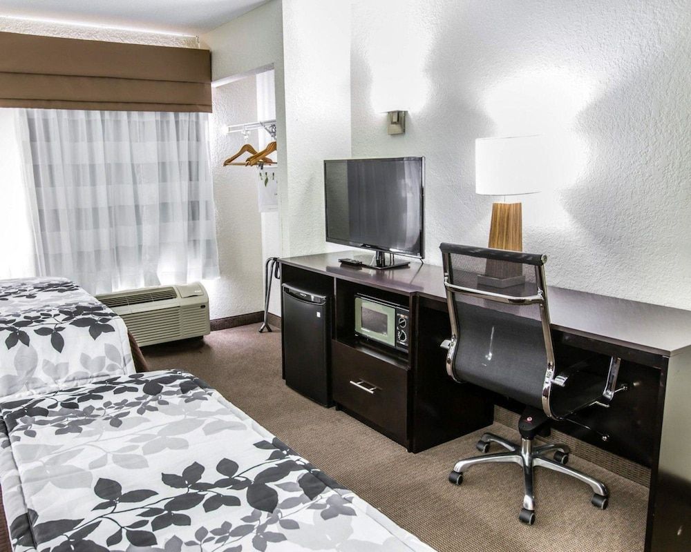 Standard Room, 2 Double Beds, Non Smoking