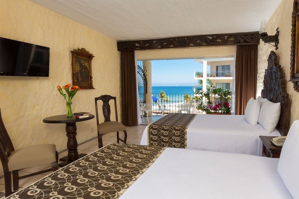 Superior Room, Partial Sea View