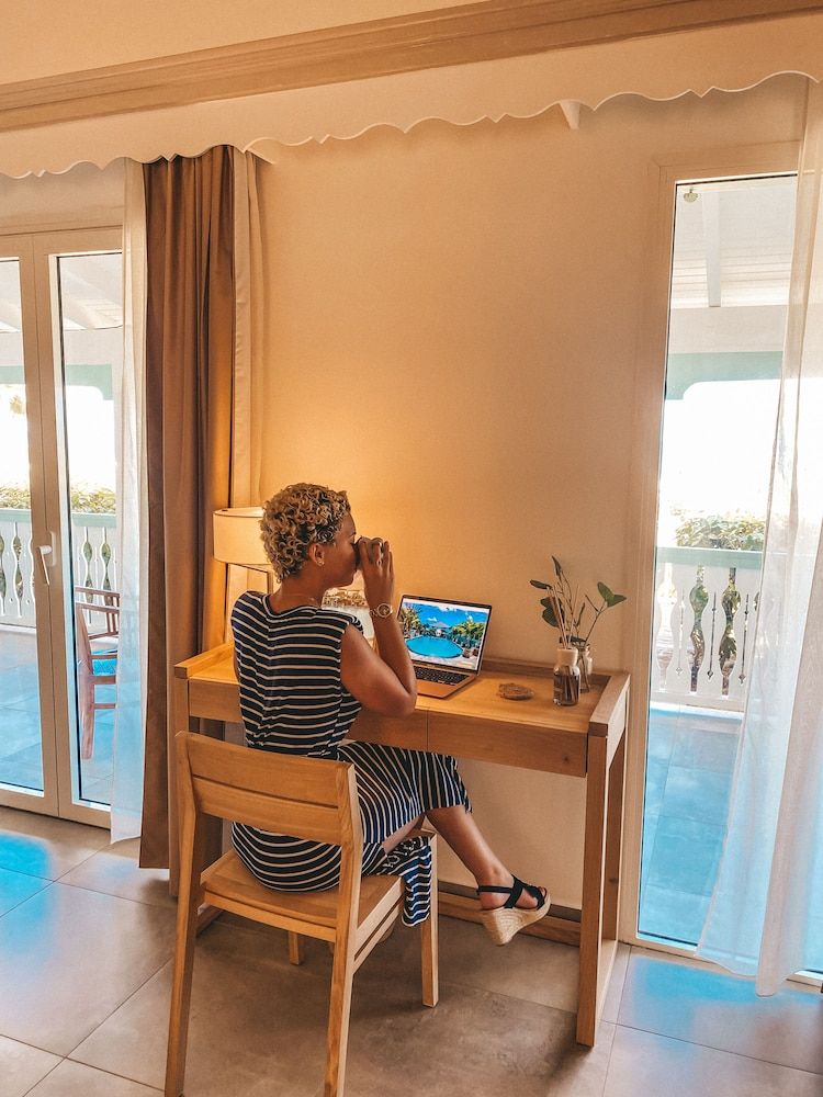 Hotel La Plantation Master Suite Garden View 2