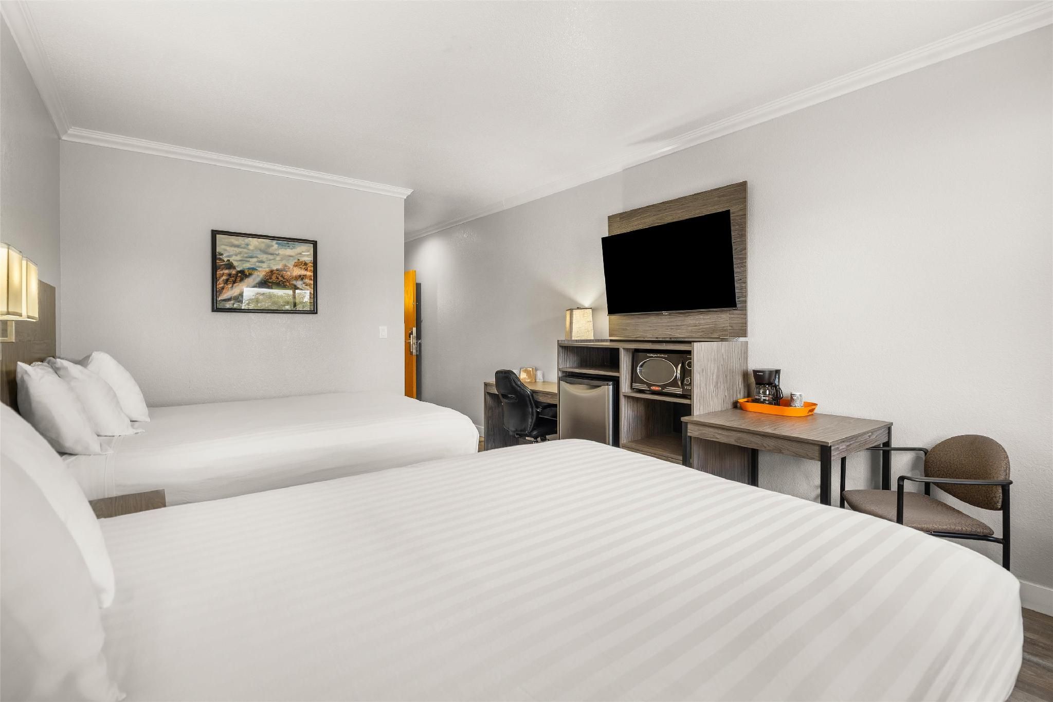 Americas Best Value Inn Prescott Valley 2 Queen Beds Non-Smoking