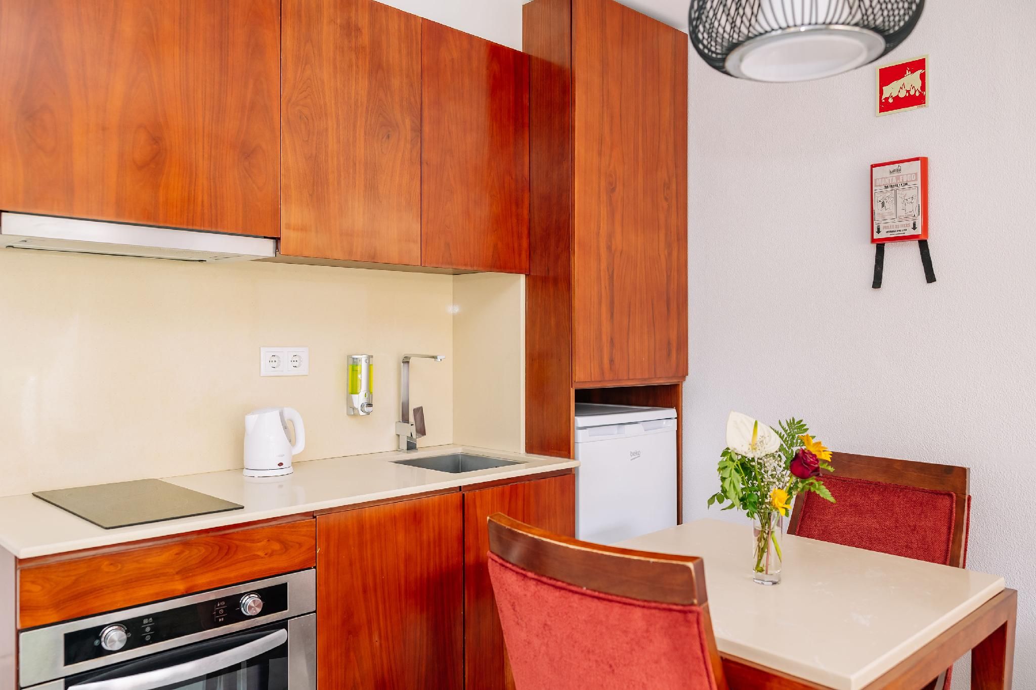 Muthu Clube Praia da Oura Standard Room with Terrace 2