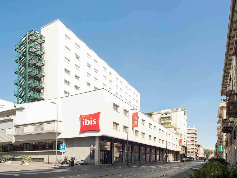 undefined ibis Milano Centro 2