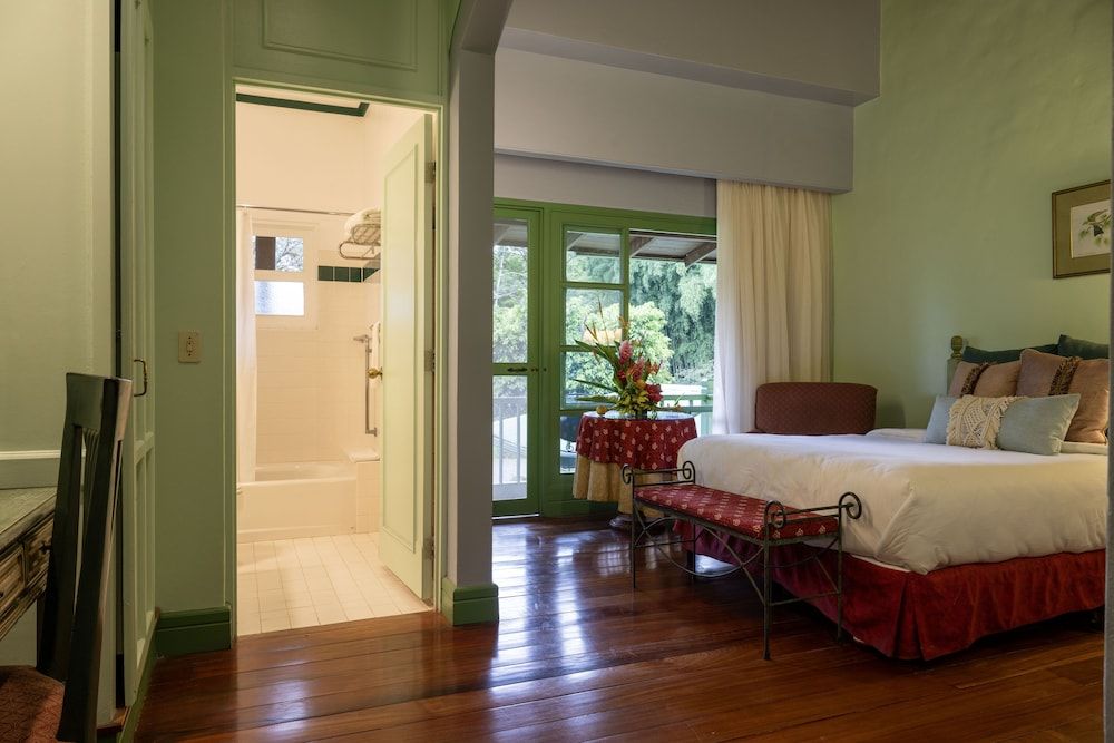 Hotel Casa Turire Deluxe Room, 2 Queen Beds 6