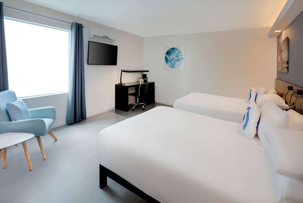 Room, 2 Queen Beds, Non Smoking (Oversized Room)