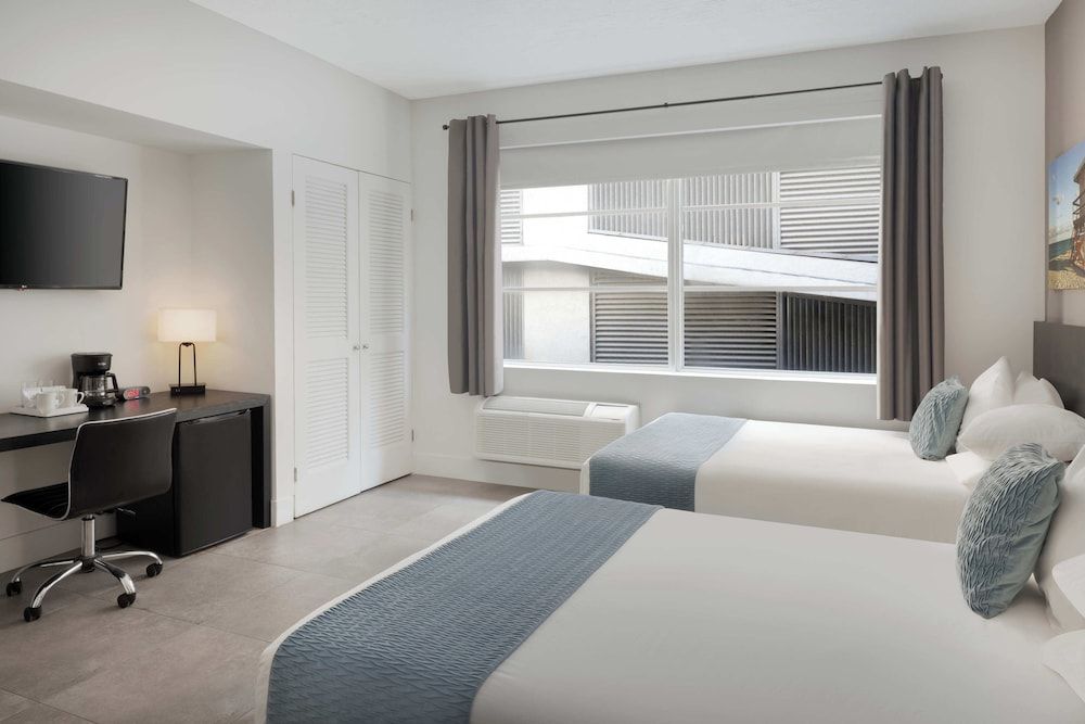 undefined MB Hotel, Trademark Collection by Wyndham 3