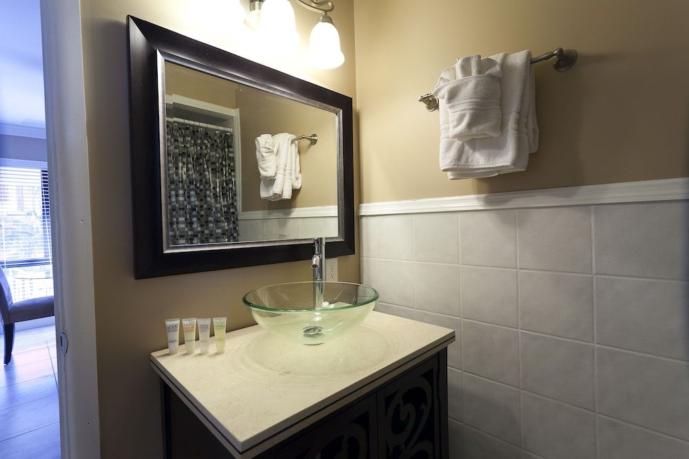 Granada Inn Standard Room, 1 Bedroom, Non Smoking (Penthouse) 7