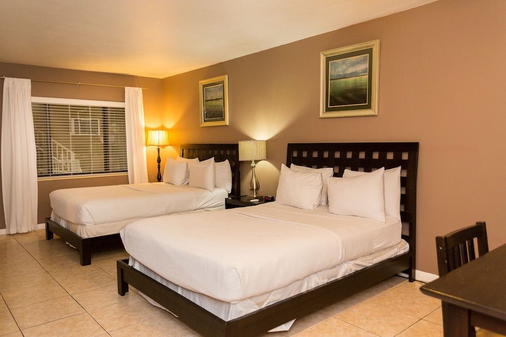 Granada Inn Standard Room, 1 Bedroom, Non Smoking (Double Queen- 3)