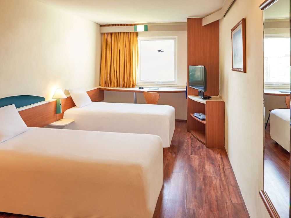 Double Room, 2 Double Beds