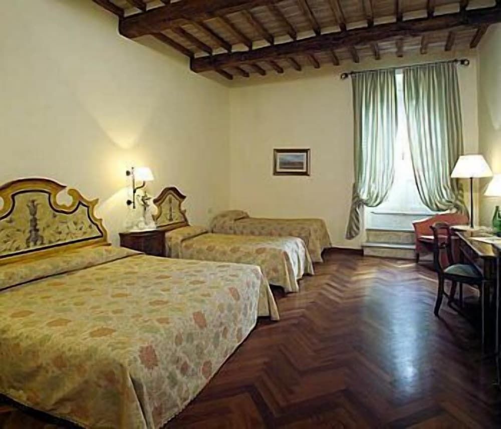 Hotel Fortuna Standard Triple Room 3