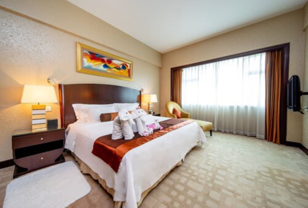 undefined Guangzhou Grand International Hotel 4