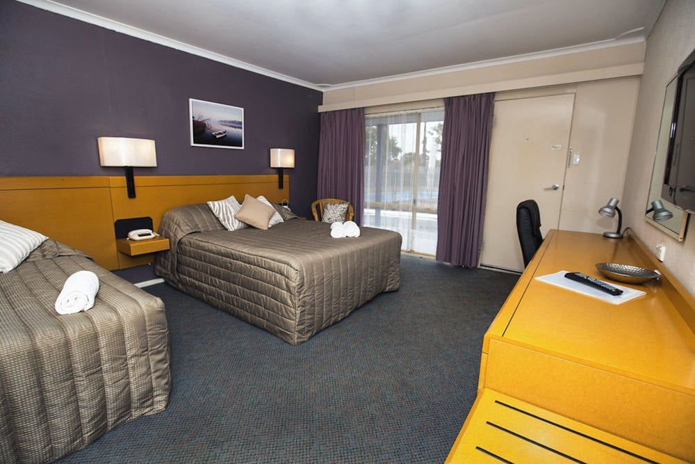 Executive Room (Twin Share)