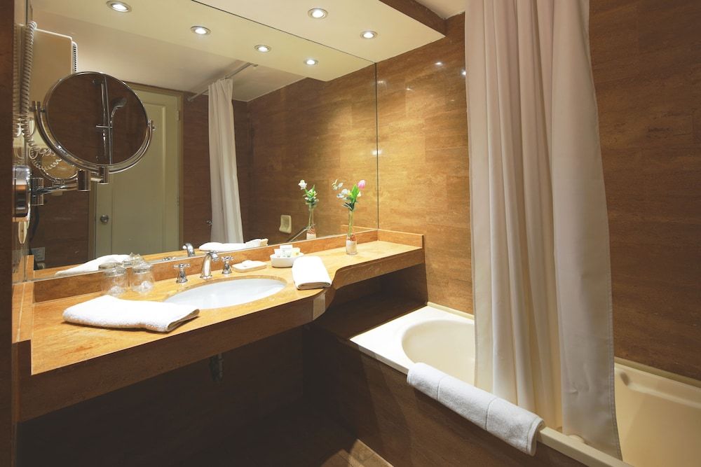 San Agustin Exclusive Hotel Double Room, 1 Double or 2 Twin Beds 10