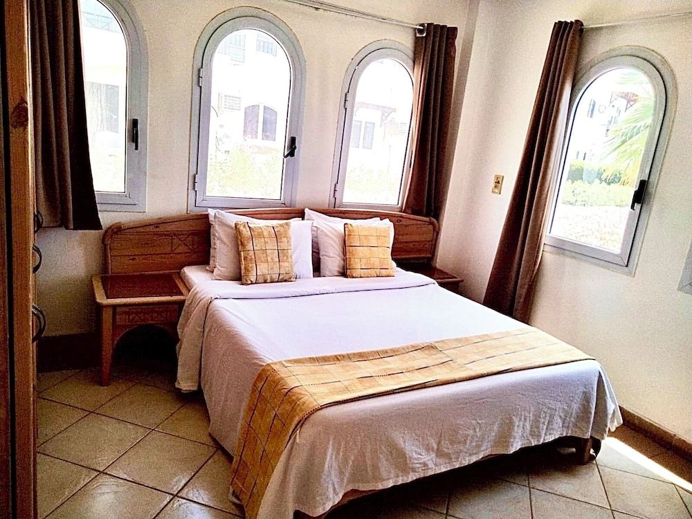 Logaina Sharm Resort