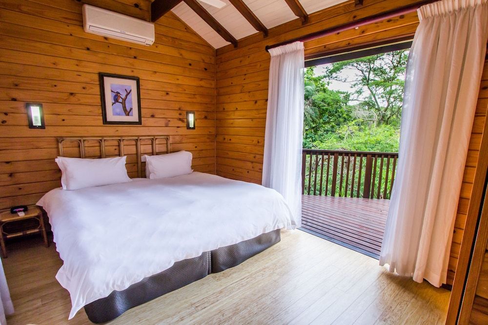 Chalet, 2 Double Beds, Lake View